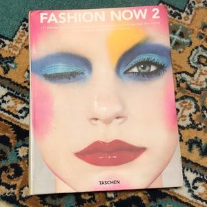 Fashion now 2 coffee table book